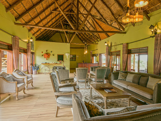 Pakuba safari Lodge